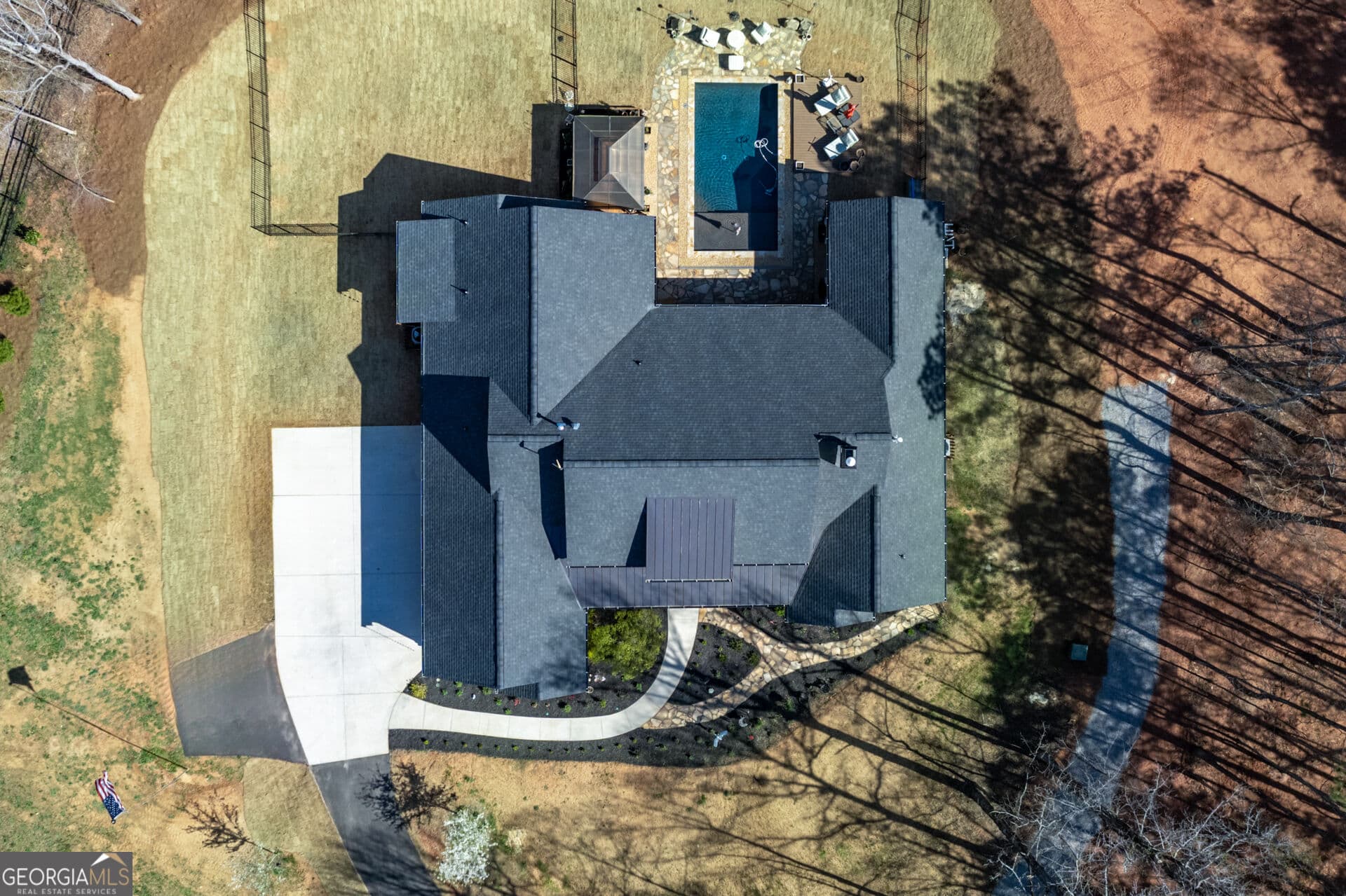 4 bedroom, 3.5 bathroom, 3,451 sq ft single family residence for sale at 1953 Barton Bridge Road, Monroe, GA 30655 — photo 4