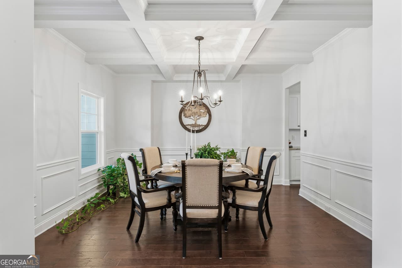 5 bedroom, 4 bathroom, 3,662 sq ft single family residence for sale at 1058 Lawshe Road, Senoia, GA 30276 — photo 6