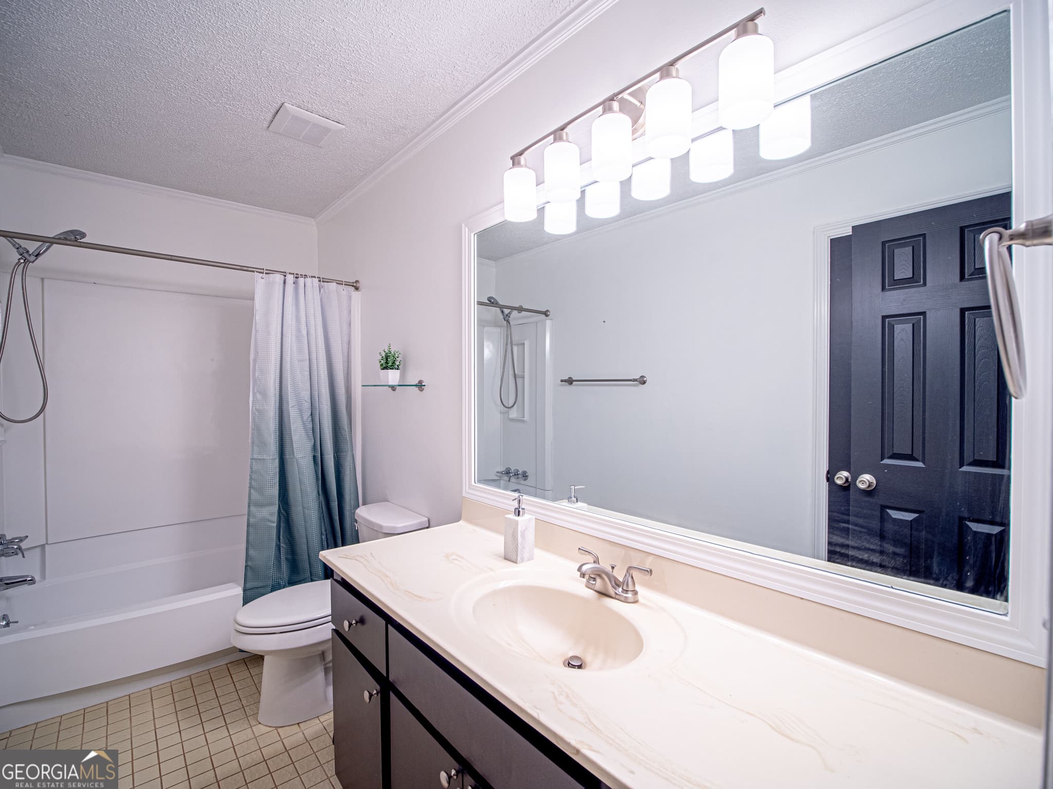 3 bedroom, 2 bathroom, 1,535 sq ft single family residence for rent at 3789 N Hampton Drive, Kennesaw, GA 30144 for $3,300 a month — photo 7