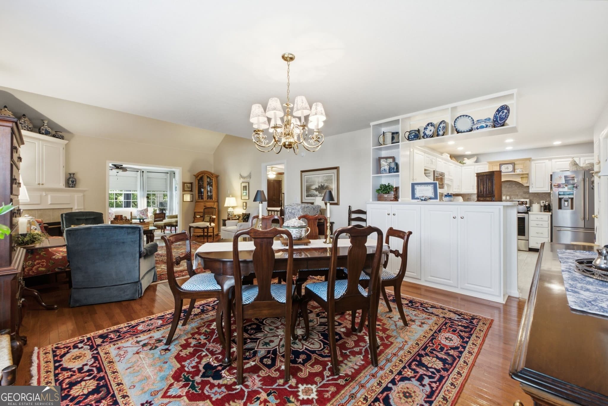 3 bedroom, 2.5 bathroom, 2,317 sq ft townhouse for sale at 4580 Fire Pink Trail, Chattanooga, TN 37415 — photo 7