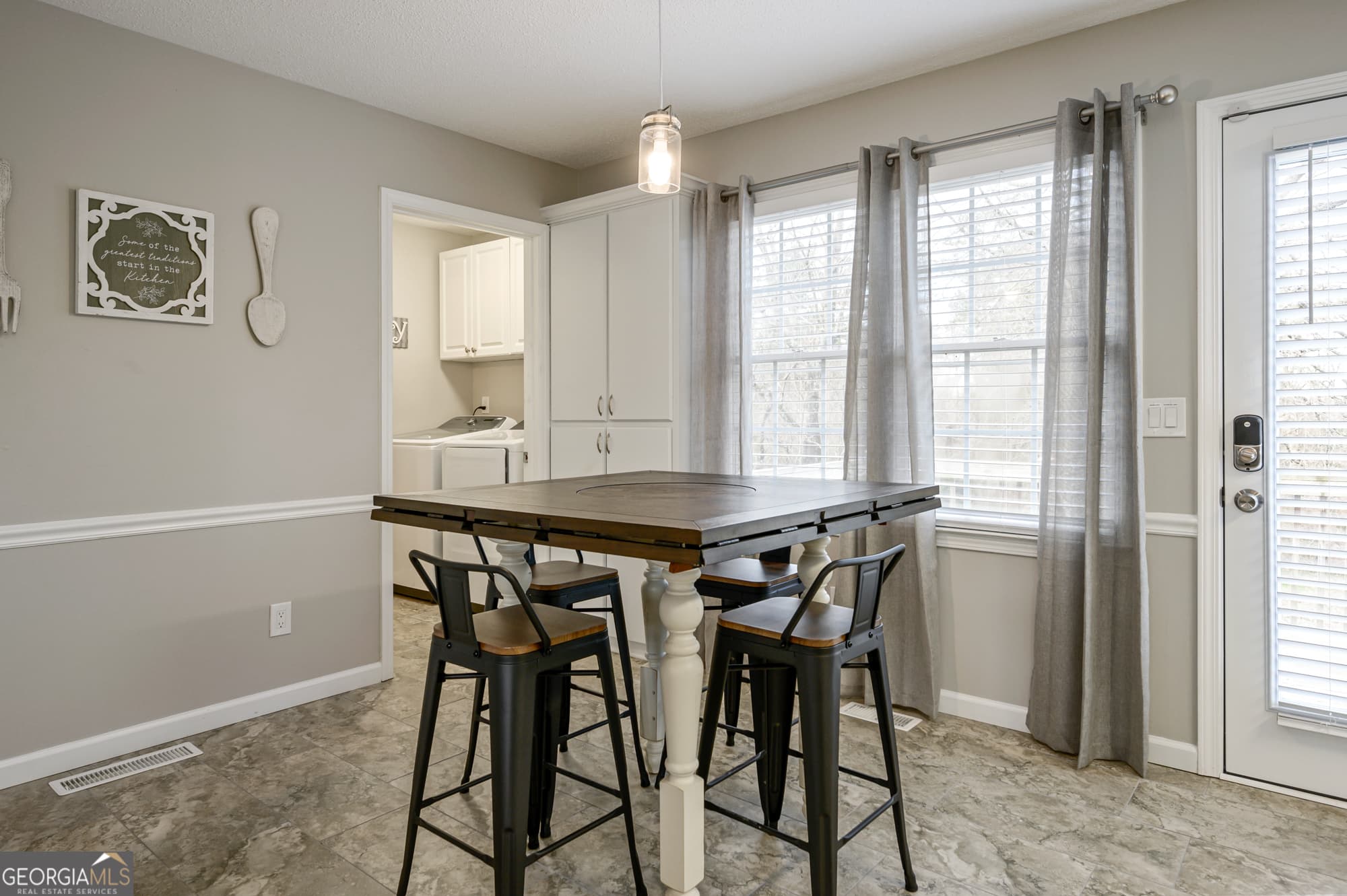 3 bedroom, 2 bathroom single family residence for rent at 23 Magnolia Court, Rydal, GA 30171 for $4,392 a month — photo 8