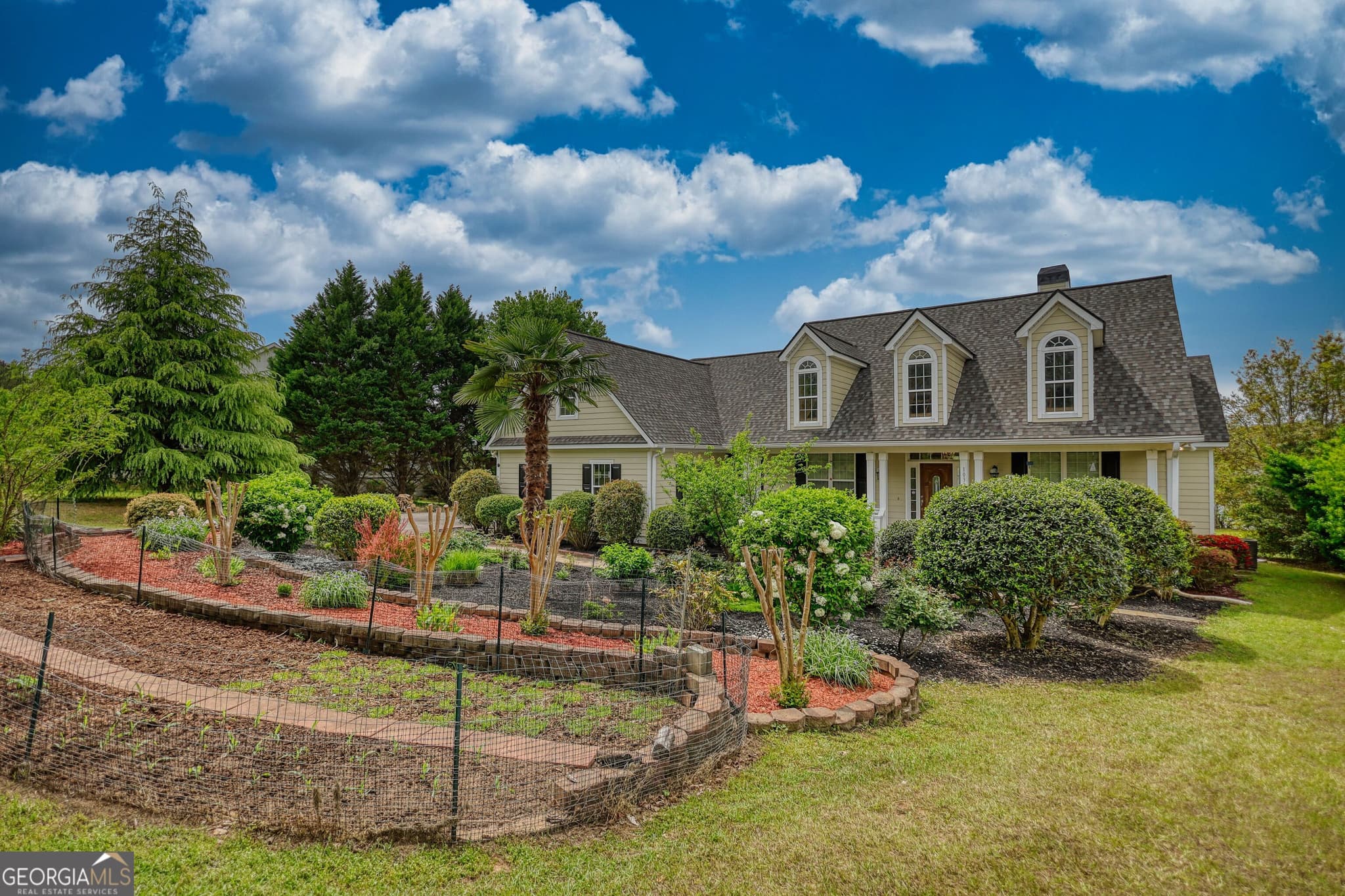 3 bedroom, 2 bathroom, 2,115 sq ft single family residence for sale at 1031 Shoreline Drive, Madison, GA 30650 — photo 9