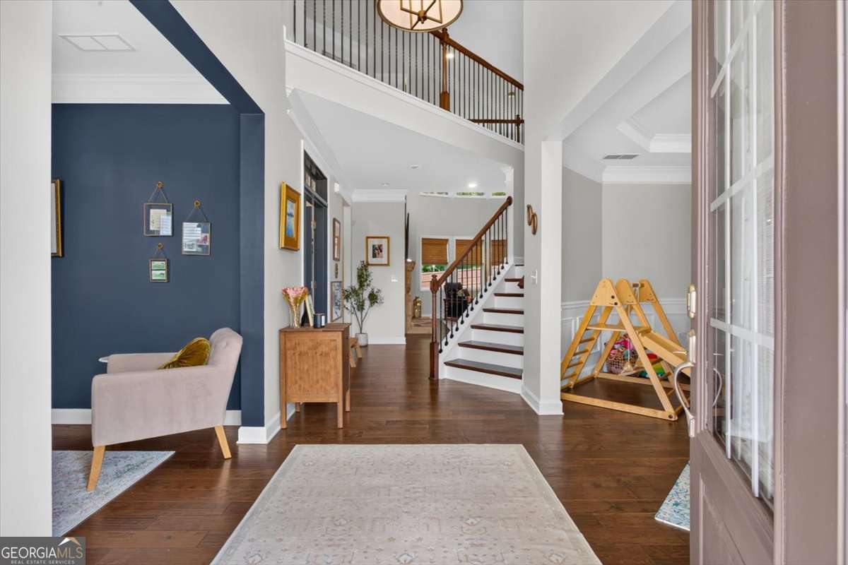 5 bedroom, 4 bathroom, 3,686 sq ft single family residence for sale at 400 Silver Brook Drive, Woodstock, GA 30188 — photo 5
