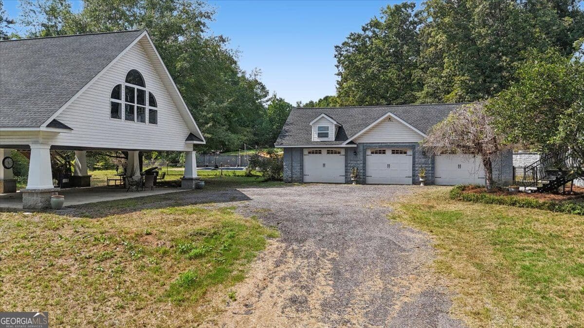 4 bedroom, 4.5 bathroom, 5,422 sq ft single family residence for sale at 42 Lumpkin Road, Cedartown, GA 30125 — photo 2