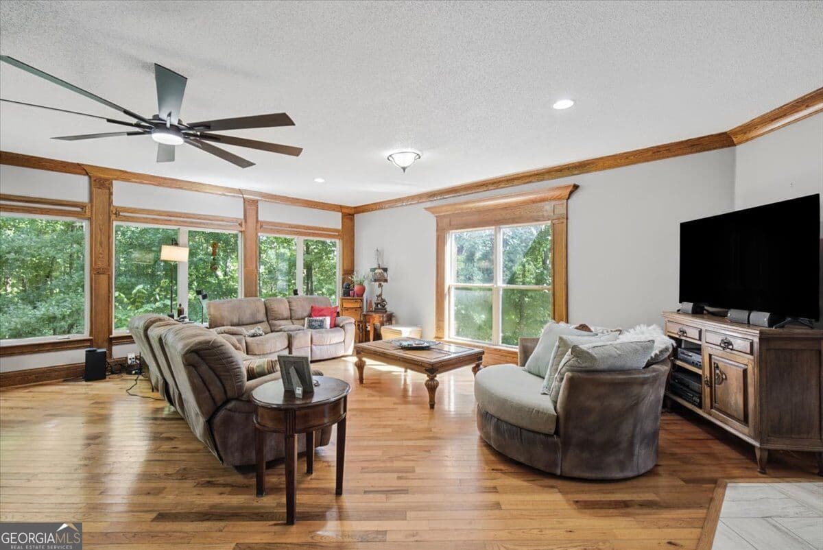 4 bedroom, 4.5 bathroom, 5,422 sq ft single family residence for sale at 42 Lumpkin Road, Cedartown, GA 30125 — photo 7