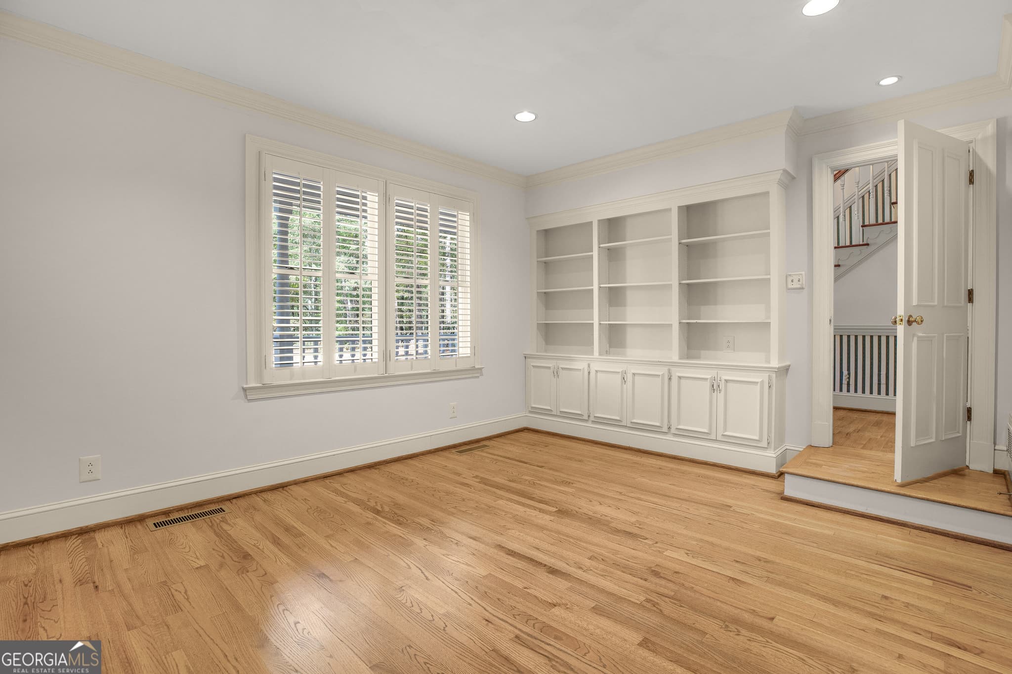 5 bedroom, 4.5 bathroom, 6,080 sq ft single family residence for rent at 303 Flat Creek Trail, Fayetteville, GA 30214 for $3,200 a month — photo 10