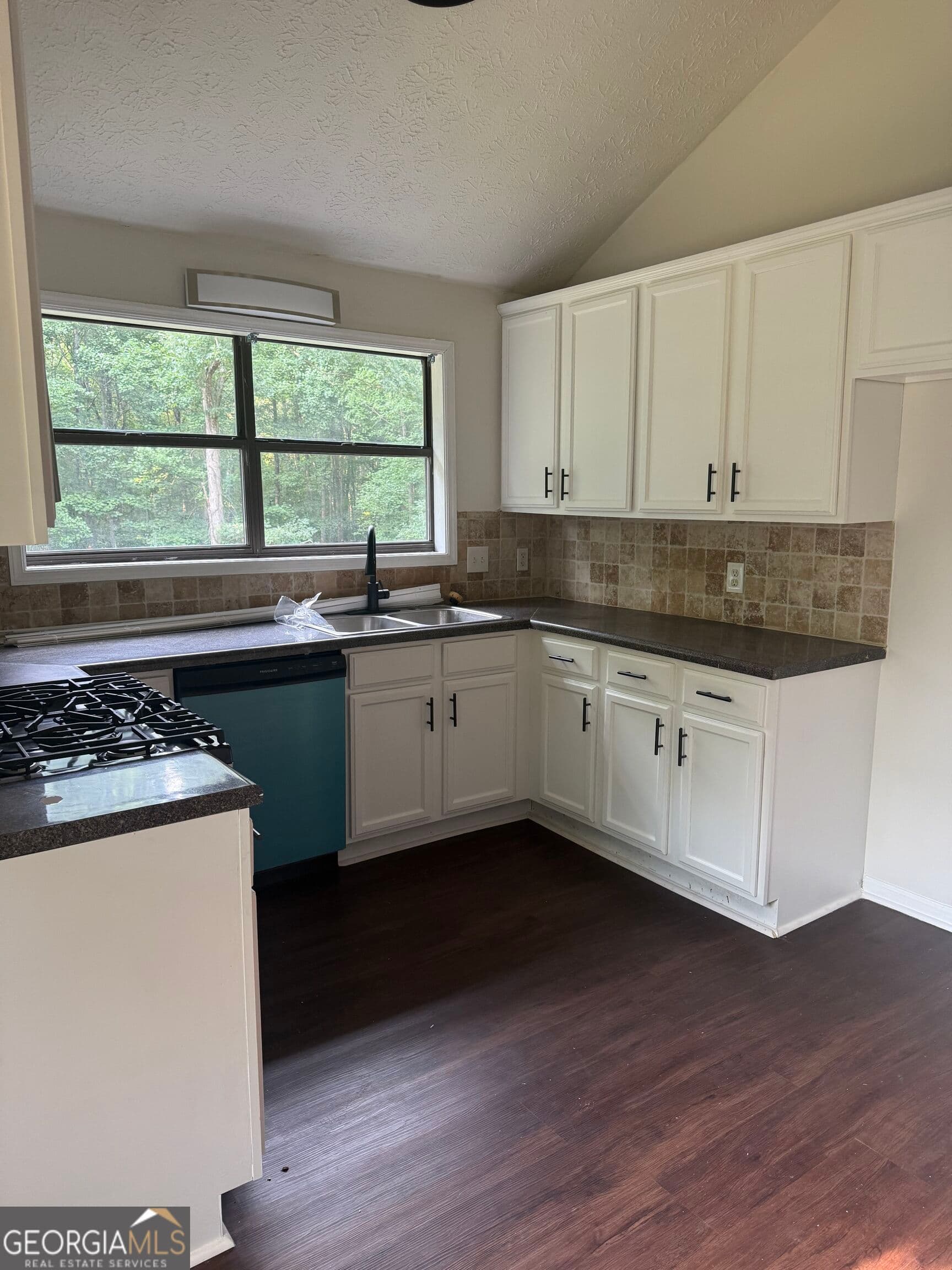 4 bedroom, 2.5 bathroom, 1,624 sq ft single family residence for sale at 2655 West Road, Riverdale, GA 30296 — photo 7
