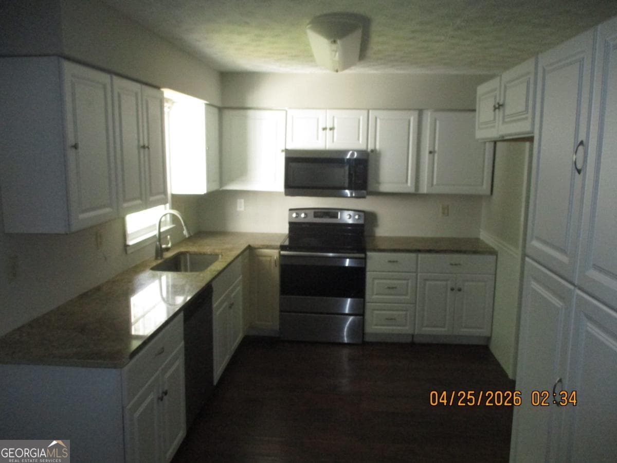 3 bedroom, 2 bathroom, 1,376 sq ft single family residence for sale at 77 Hollyberry Drive, Dallas, GA 30157 — photo 7