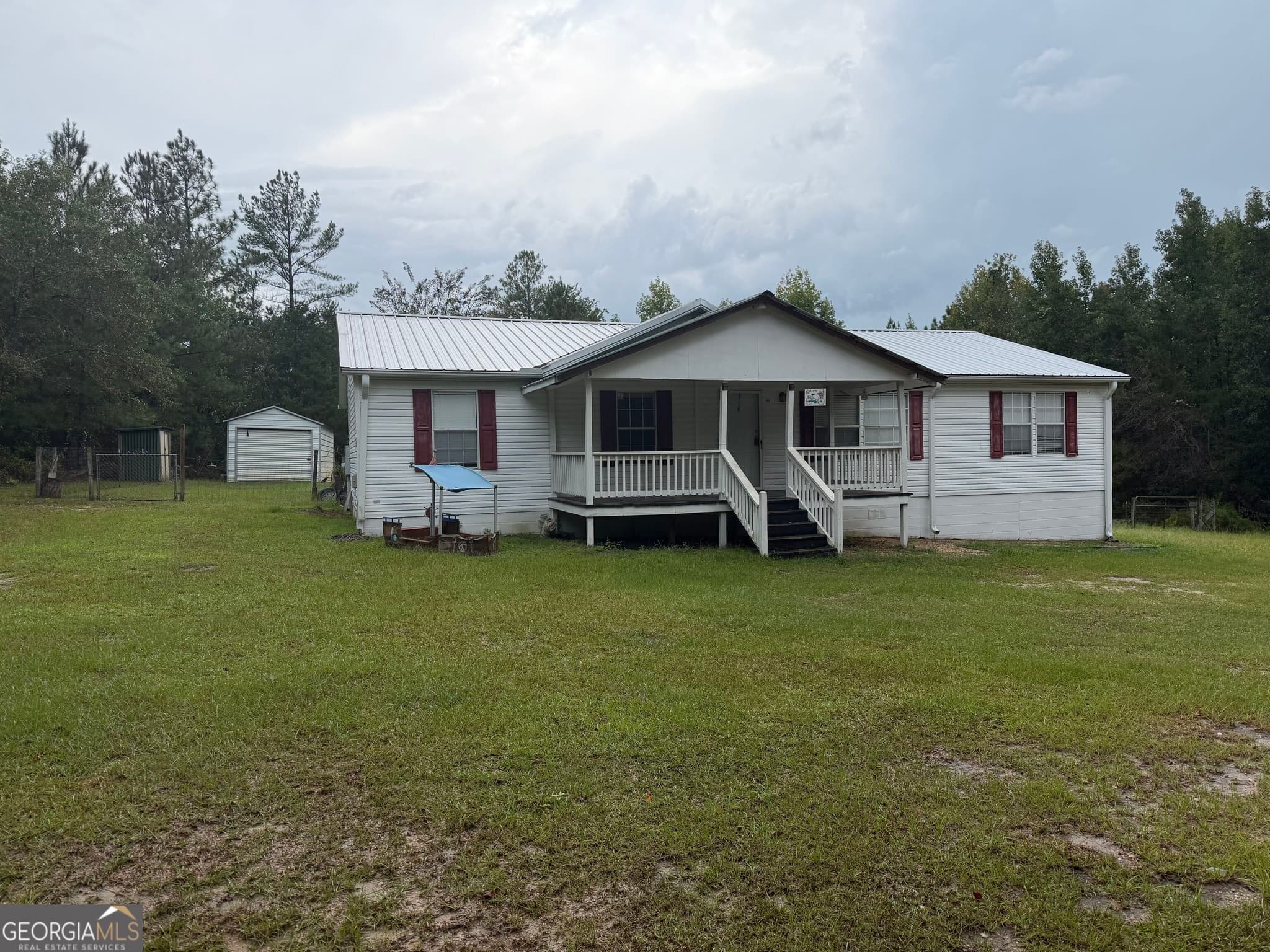 4 bedroom, 2 bathroom, 1,560 sq ft manufactured home,single family residence for sale at 869 Orianna Road, East Dublin, GA 31027 — photo 2