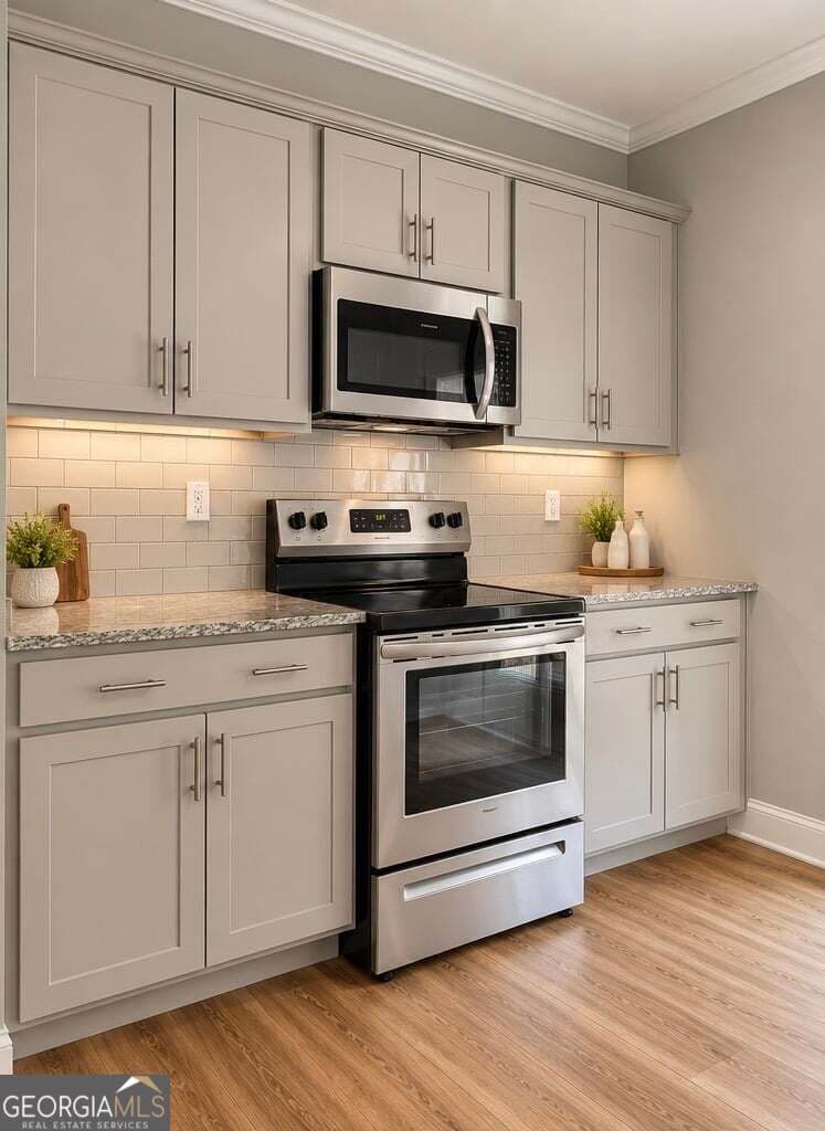 3 bedroom, 2.5 bathroom, 1,737 sq ft townhouse for sale at 7713 Fawn Circle, Covington, GA 30014 — photo 3