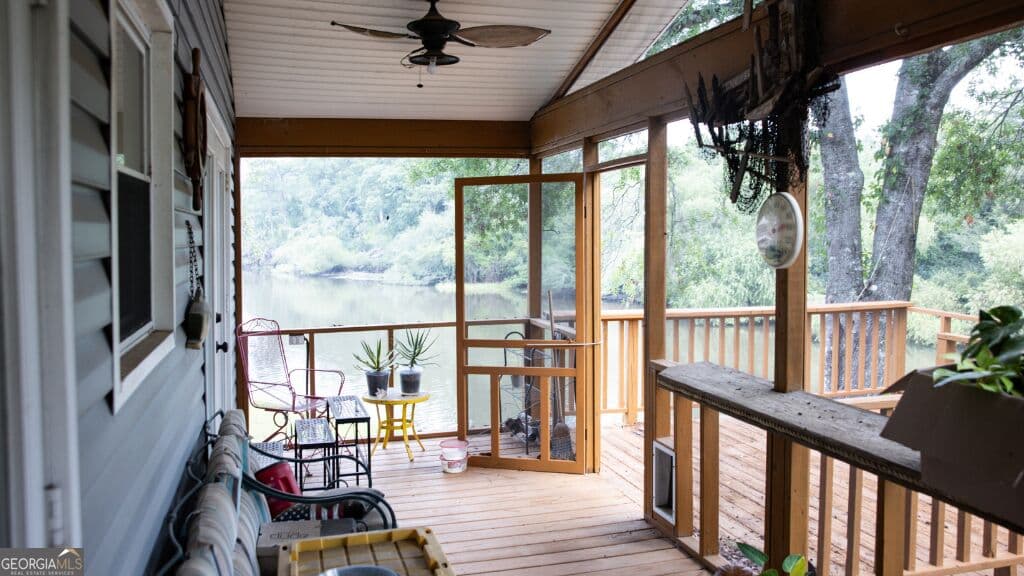 2 bedroom, 1 bathroom, 1,056 sq ft single family residence for sale at 1009 Riverview Road, Brooklet, GA 30415 — photo 8