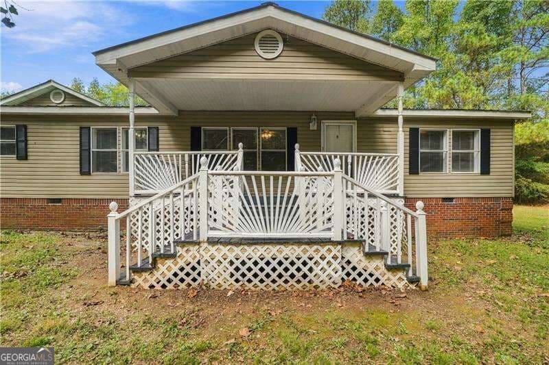 3 bedroom, 3 bathroom single family residence for sale at 355 Isbell Road, Silver Creek, GA 30173 — photo 2