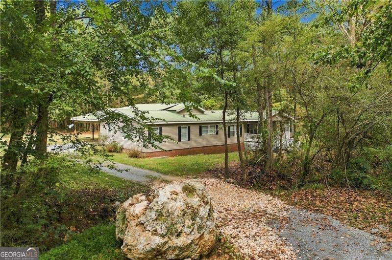 3 bedroom, 3 bathroom single family residence for sale at 355 Isbell Road, Silver Creek, GA 30173 — photo 4