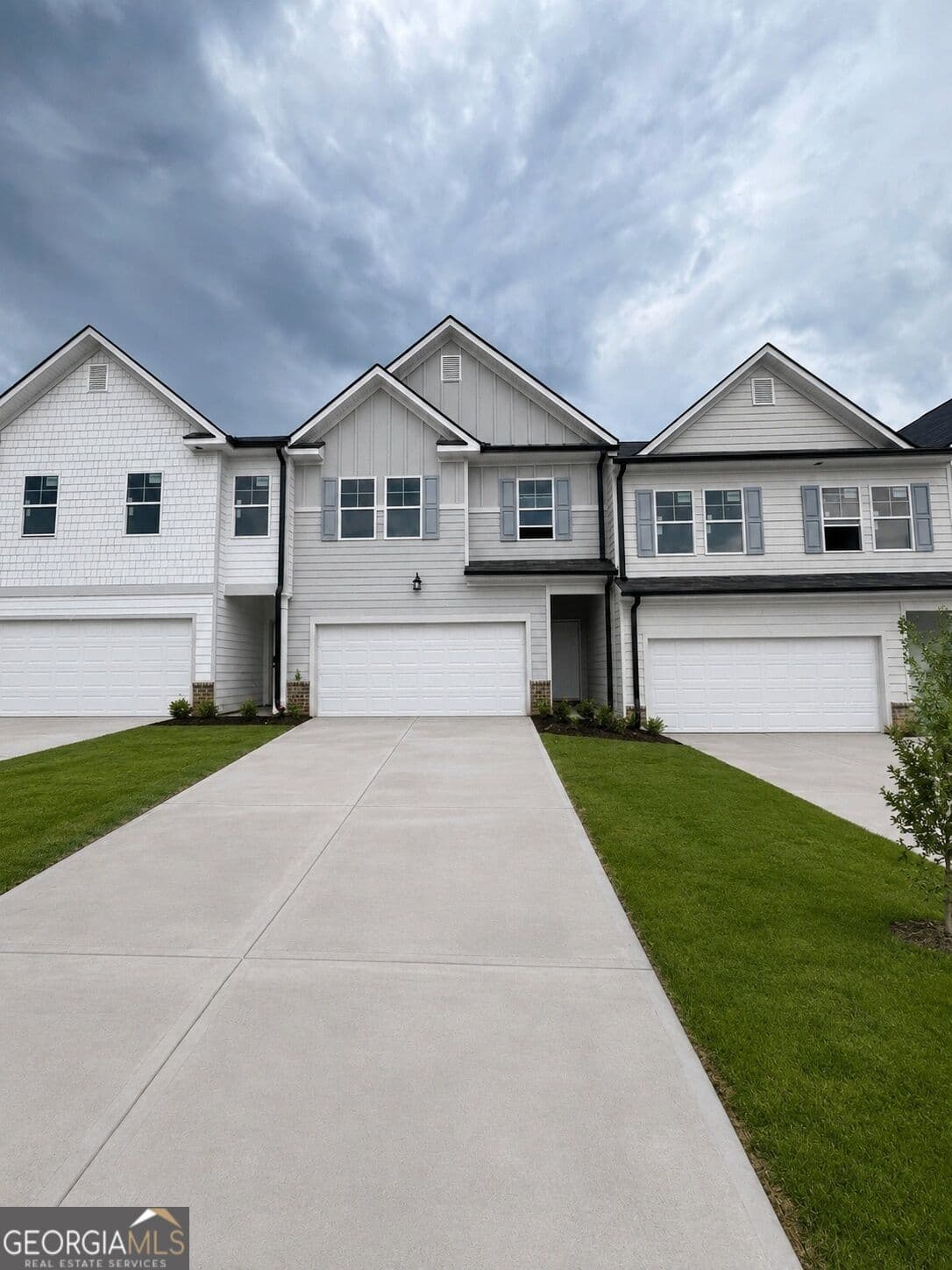 4 bedroom, 2.5 bathroom, 1,695 sq ft townhouse for sale at 6384 Rosetta Drive 32, Atlanta, GA 30331 — photo 3