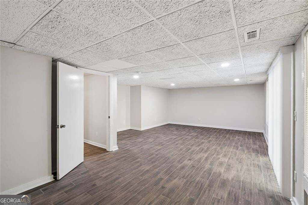 4 bedroom, 4 bathroom, 3,630 sq ft single family residence for sale at 587 Farmbrook Trail, Kennesaw, GA 30144 — photo 9