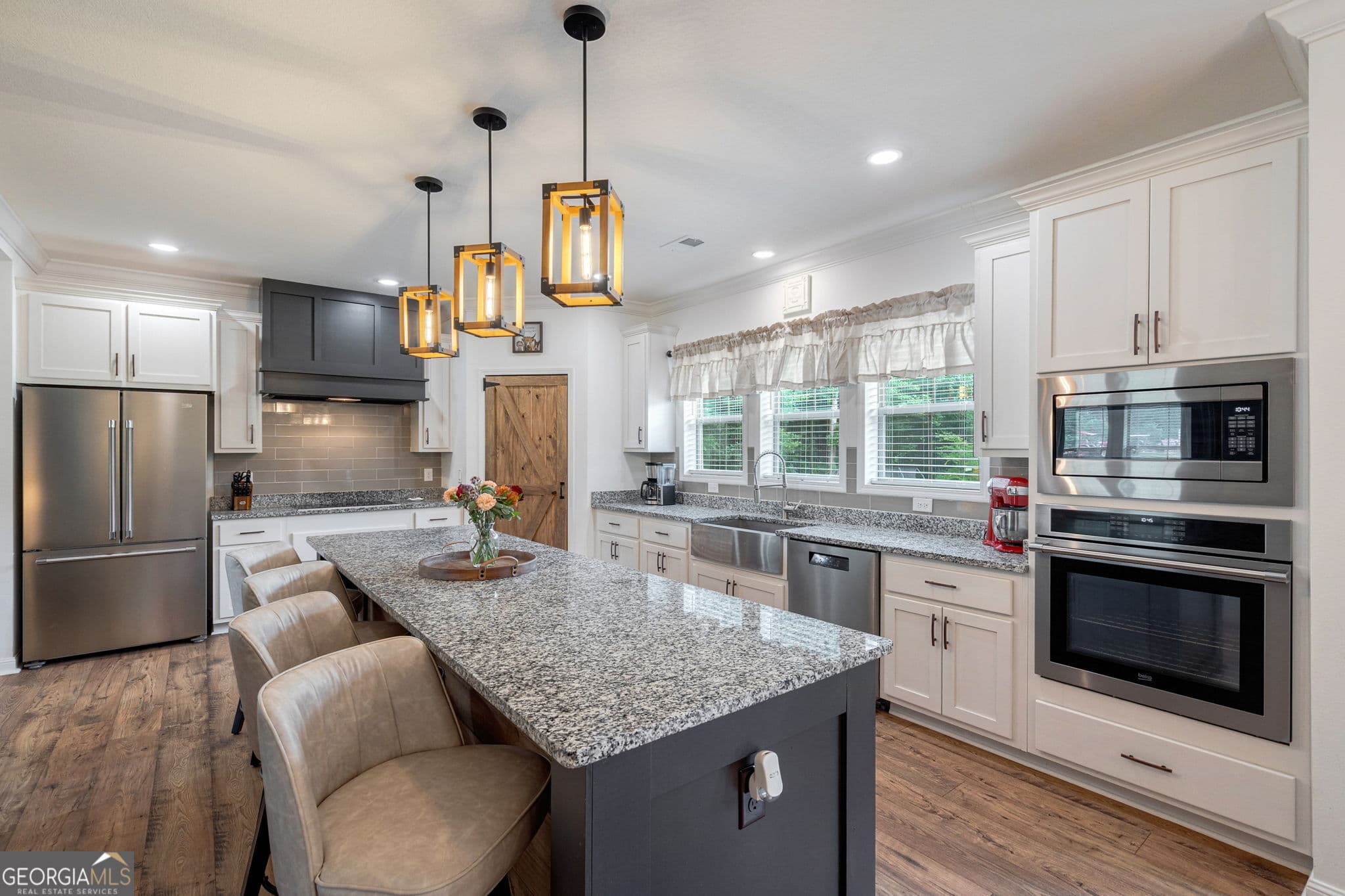 3 bedroom, 2 bathroom, 1,950 sq ft single family residence for sale at 1100 Langford Carey Road, Danielsville, GA 30633 — photo 3