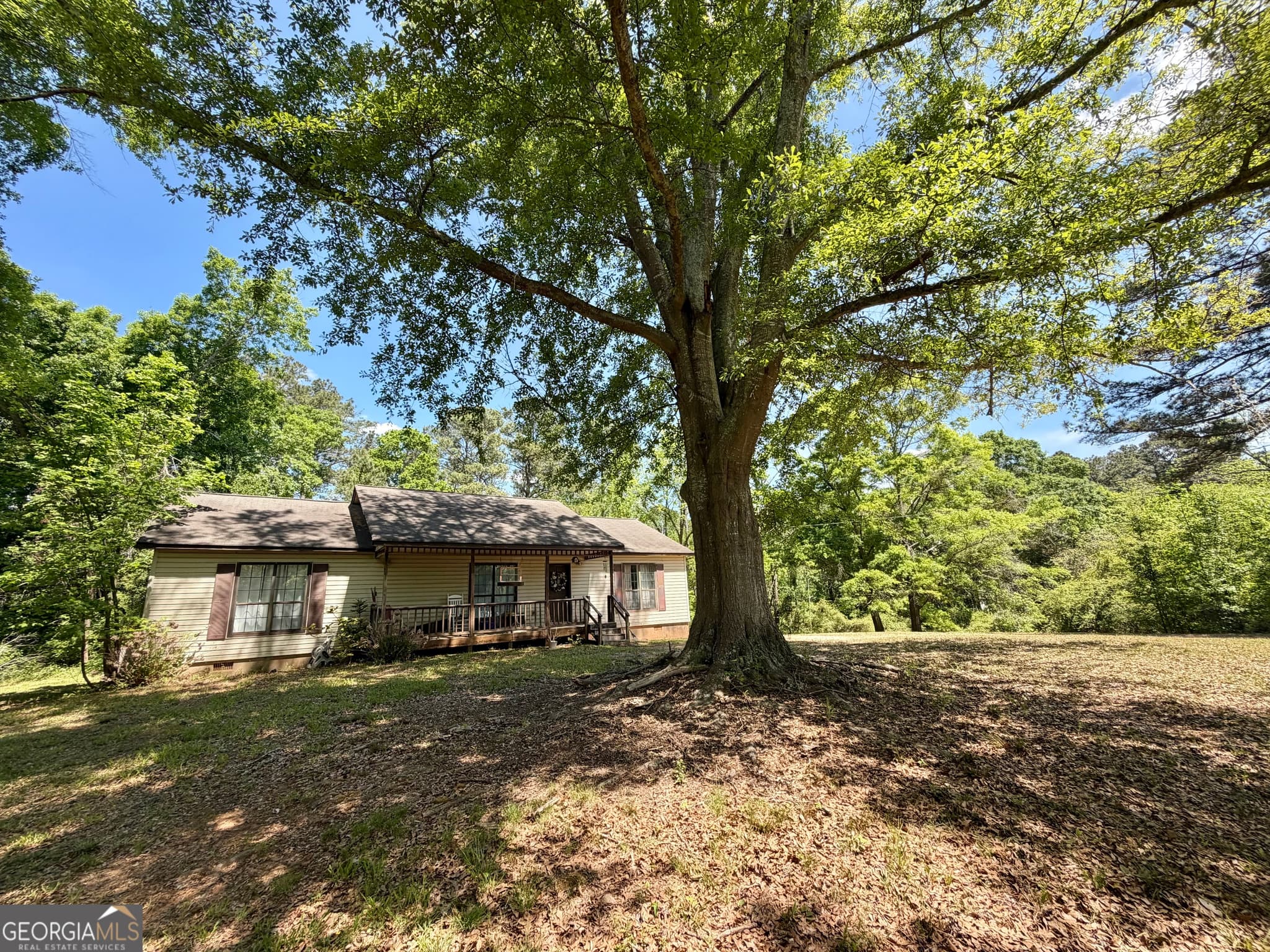 3 bedroom, 2 bathroom, 1,456 sq ft single family residence for sale at 276 Oglesby Bridge Road, Conyers, GA 30094 — photo 3
