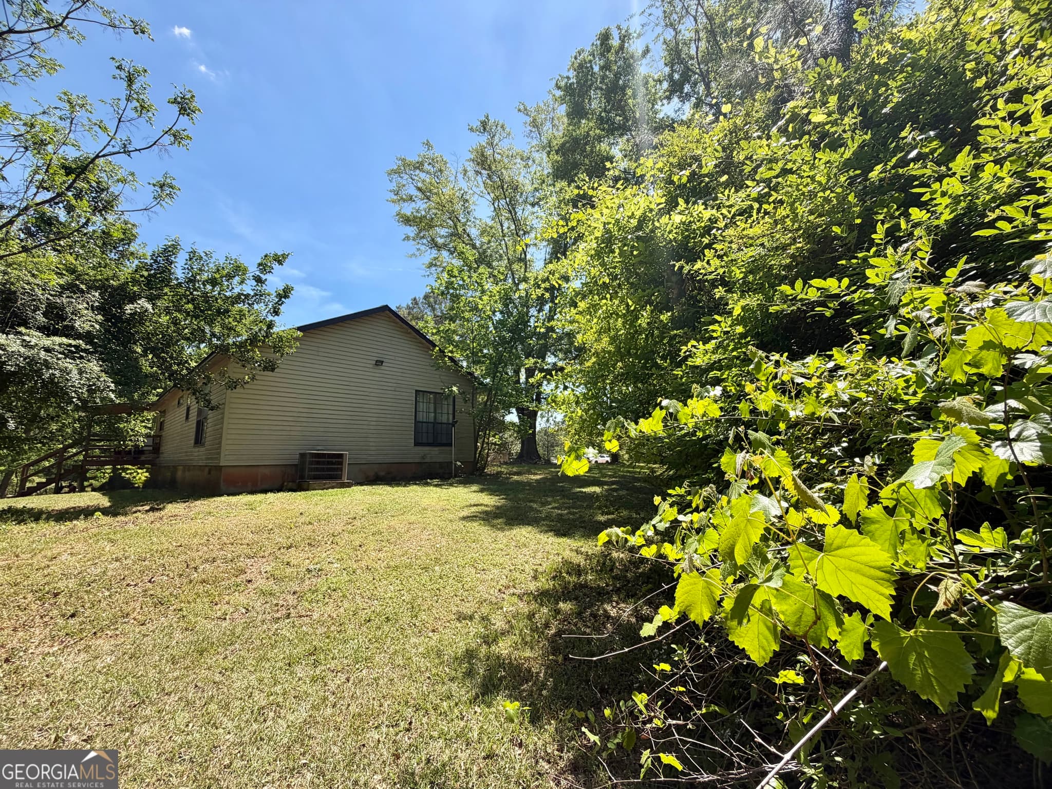 3 bedroom, 2 bathroom, 1,456 sq ft single family residence for sale at 276 Oglesby Bridge Road, Conyers, GA 30094 — photo 5