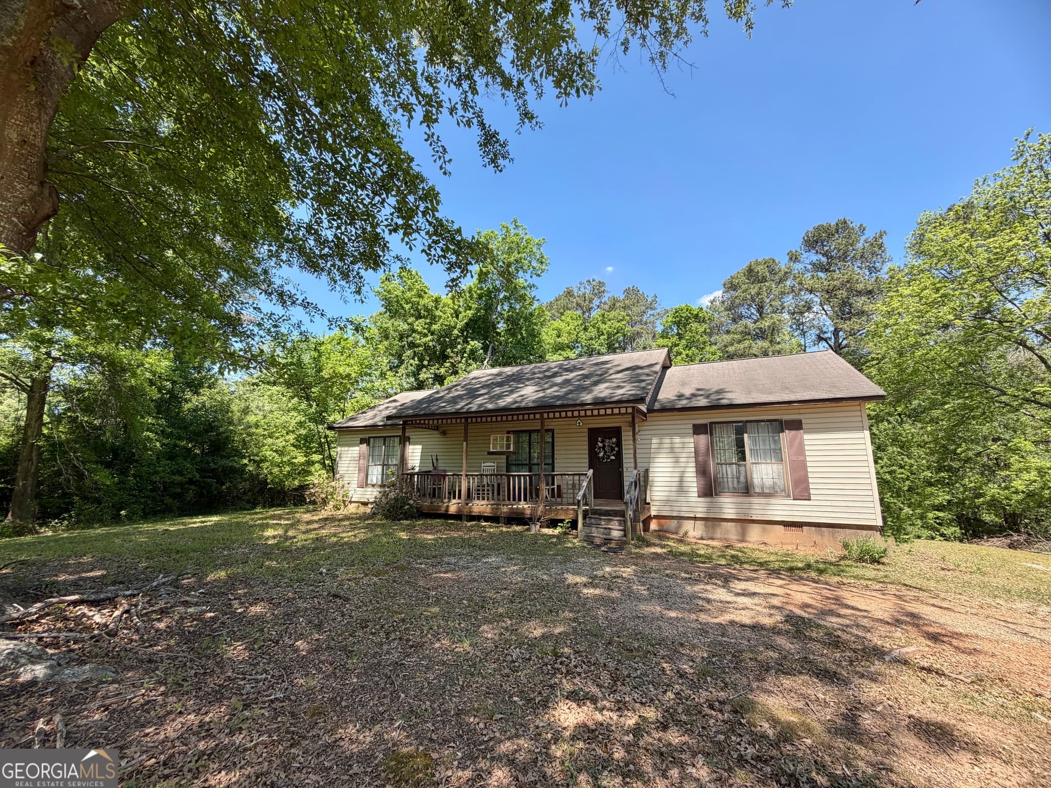 3 bedroom, 2 bathroom, 1,456 sq ft single family residence for sale at 276 Oglesby Bridge Road, Conyers, GA 30094 — photo 4
