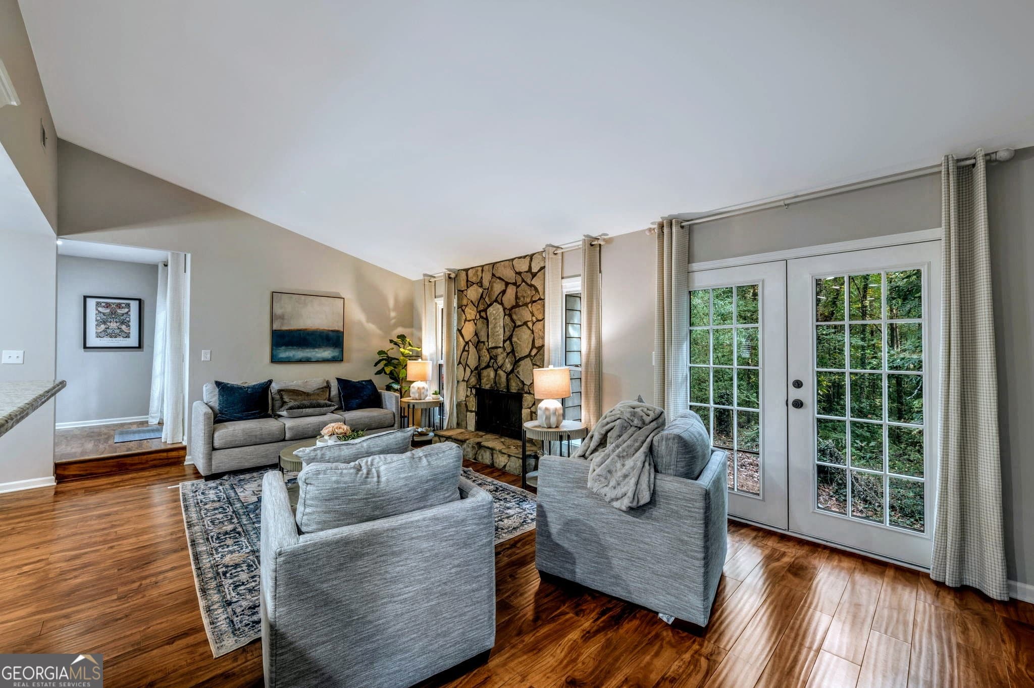 3 bedroom, 2 bathroom, 1,552 sq ft single family residence for rent at 2660 Indian Lake Drive, Marietta, GA 30062 for $5,400 a month — photo 3