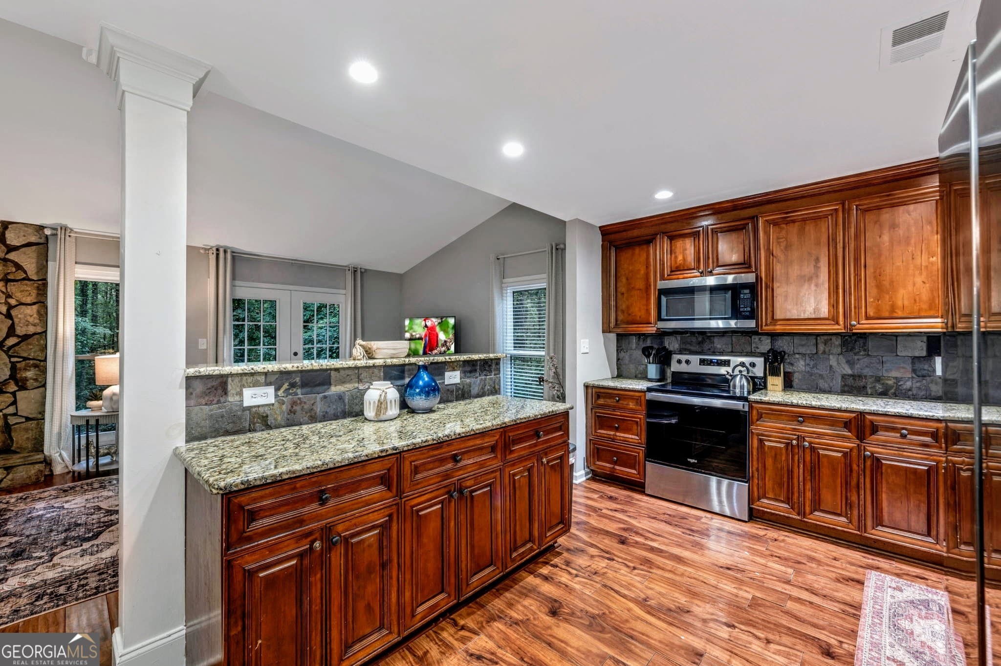 3 bedroom, 2 bathroom, 1,552 sq ft single family residence for rent at 2660 Indian Lake Drive, Marietta, GA 30062 for $5,400 a month — photo 9