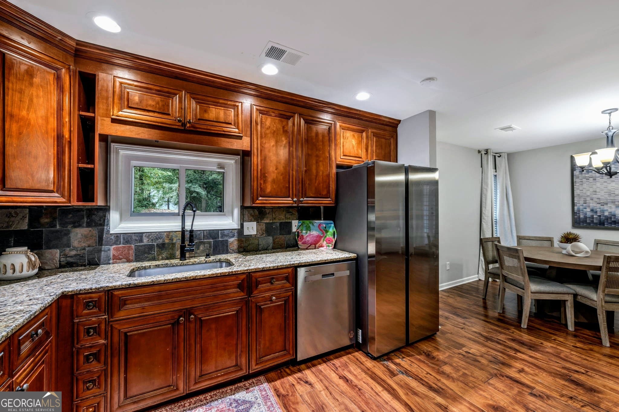 3 bedroom, 2 bathroom, 1,552 sq ft single family residence for rent at 2660 Indian Lake Drive, Marietta, GA 30062 for $5,400 a month — photo 10