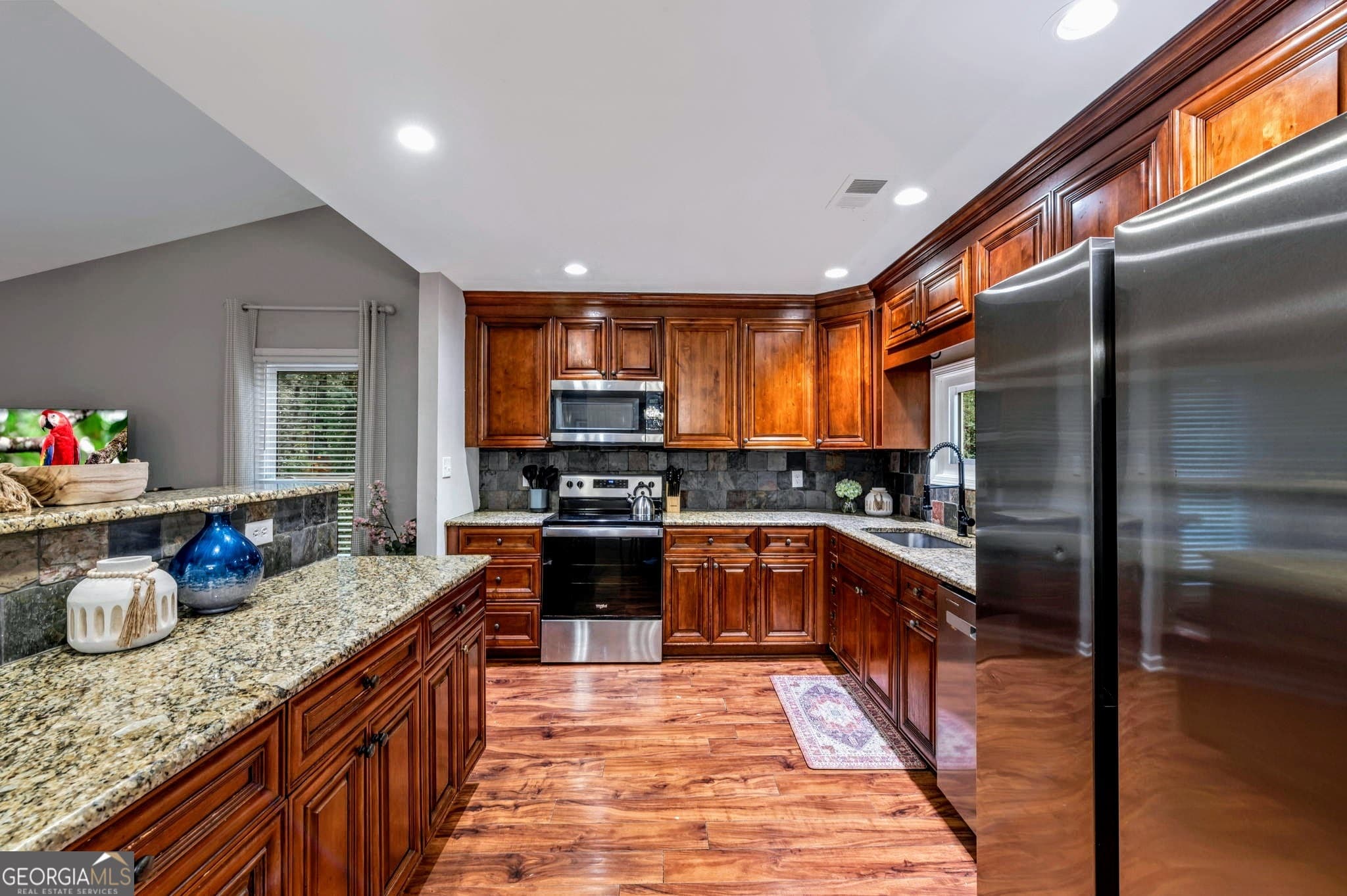 3 bedroom, 2 bathroom, 1,552 sq ft single family residence for rent at 2660 Indian Lake Drive, Marietta, GA 30062 for $5,400 a month — photo 8