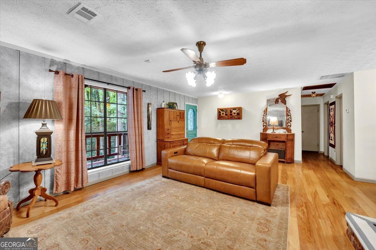 2 bedroom, 2 bathroom, 1,334 sq ft single family residence for sale at 130 Huntridge Drive, Stockbridge, GA 30281 — photo 8