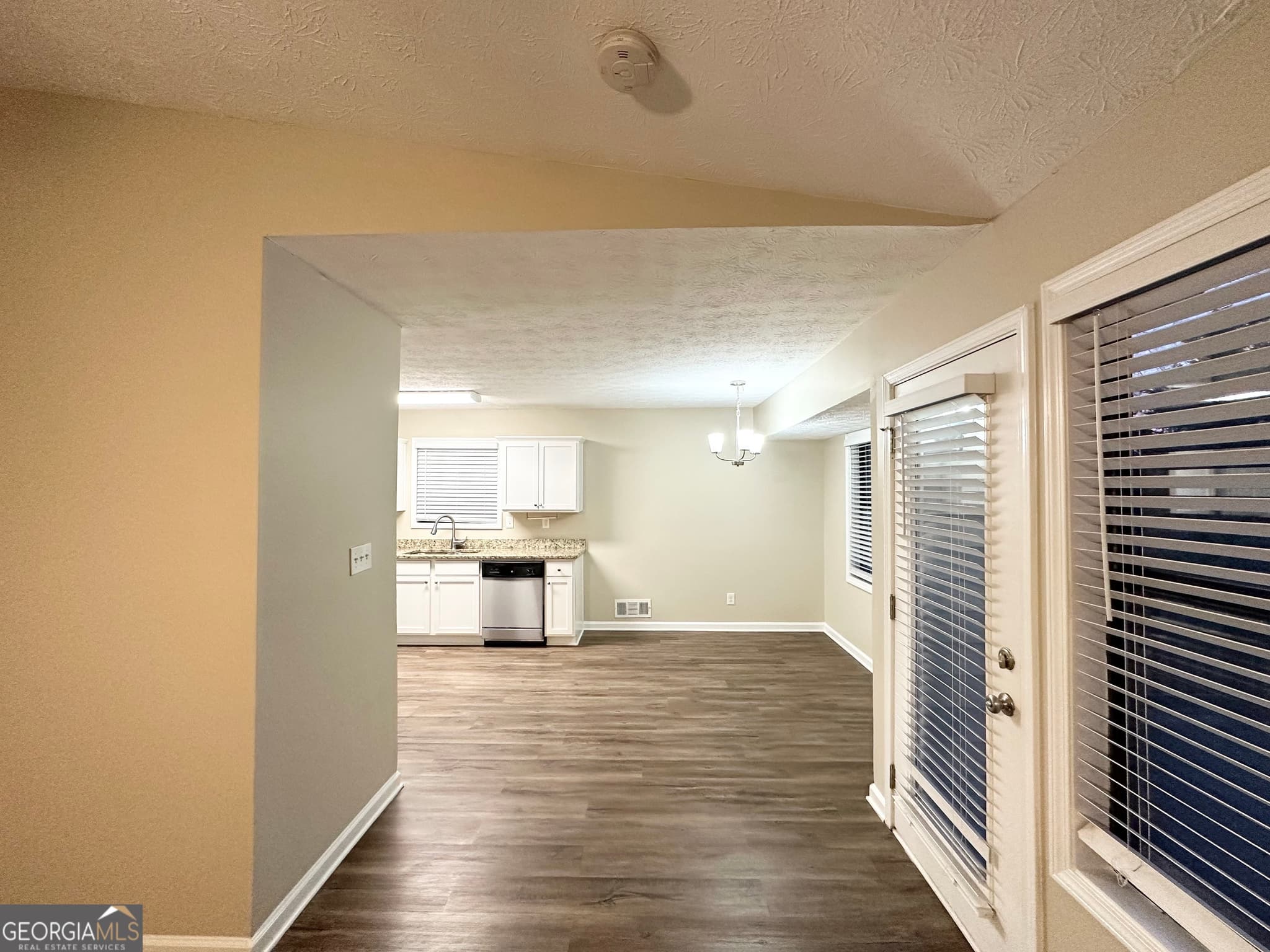 3 bedroom, 2 bathroom, 1,392 sq ft single family residence for sale at 5468 Pepperwood Court, Stone Mountain, GA 30087 — photo 4