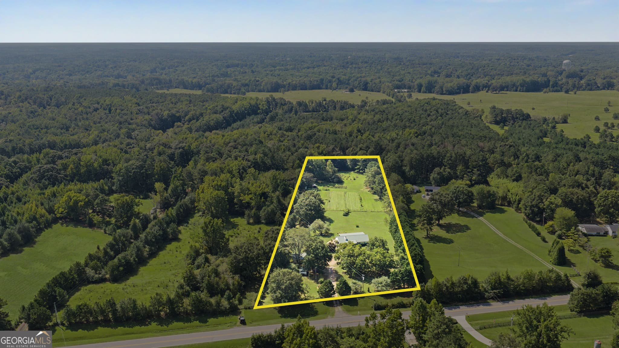 commercial for sale at 521 Weldon Road, Palmetto, GA 30268 — photo 1 of 8