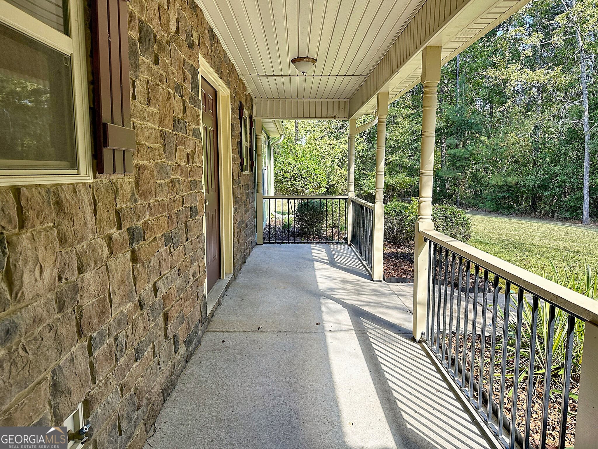 3 bedroom, 3 bathroom, 2,560 sq ft single family residence for sale at 950 John Lovelace Road, Lagrange, GA 30241 — photo 2