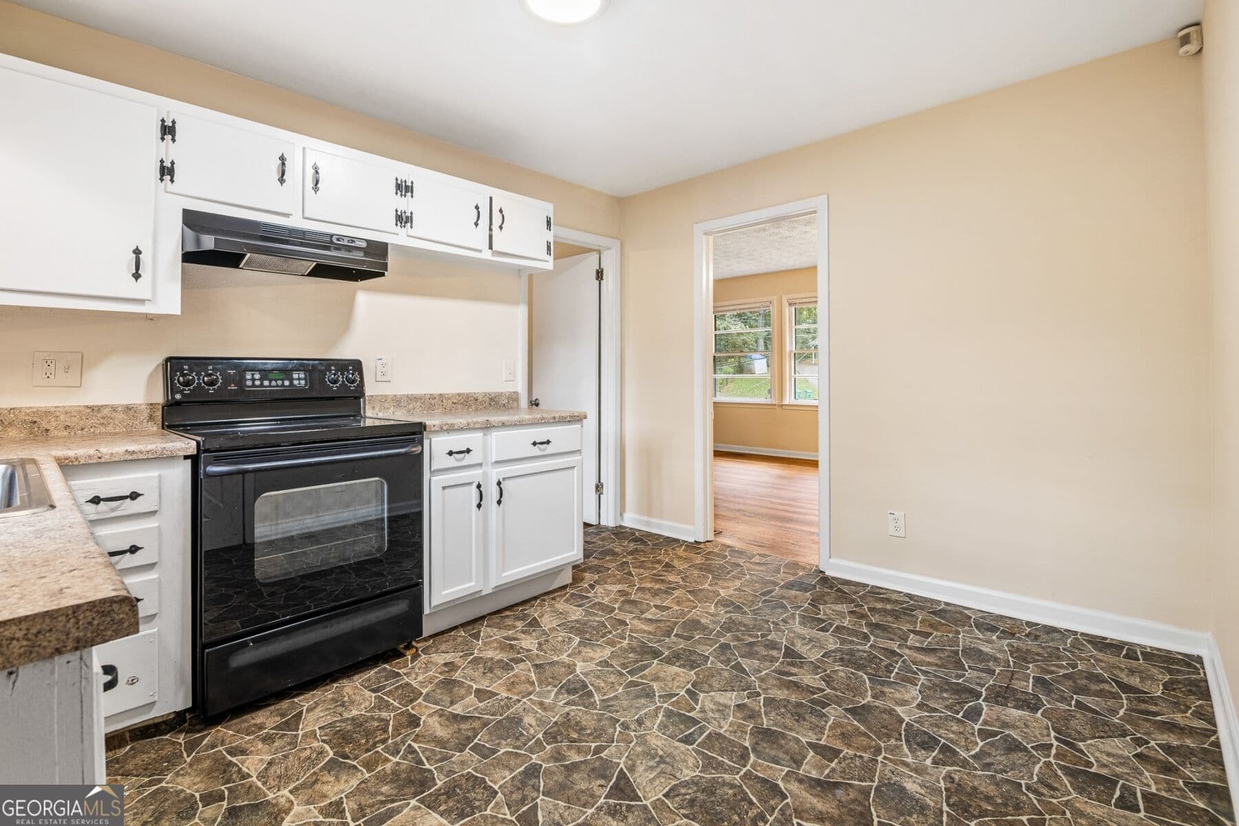 3 bedroom, 1 bathroom, 1,025 sq ft single family residence for rent at 4065 Canby Lane, Decatur, GA 30035 for $1,395 a month — photo 7