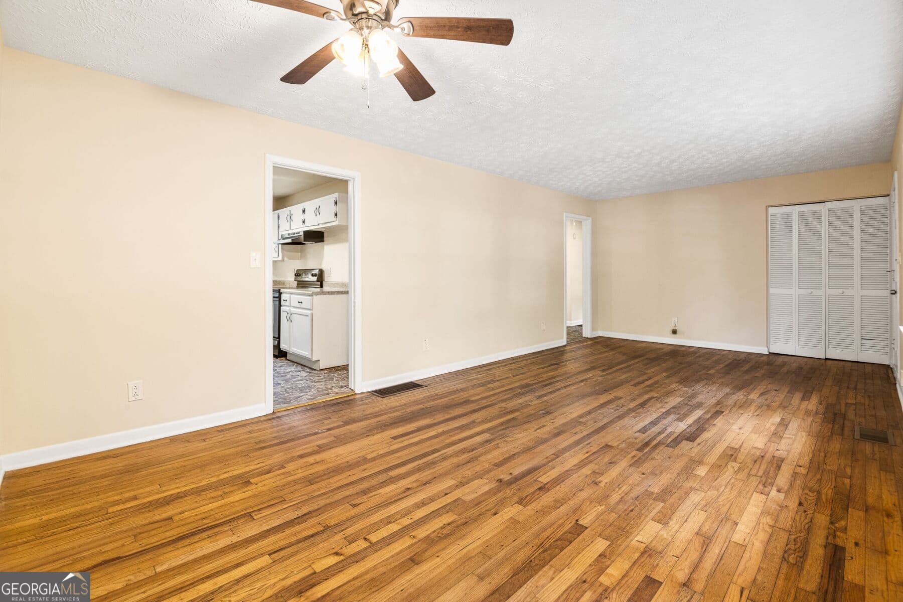 3 bedroom, 1 bathroom, 1,025 sq ft single family residence for rent at 4065 Canby Lane, Decatur, GA 30035 for $1,395 a month — photo 4
