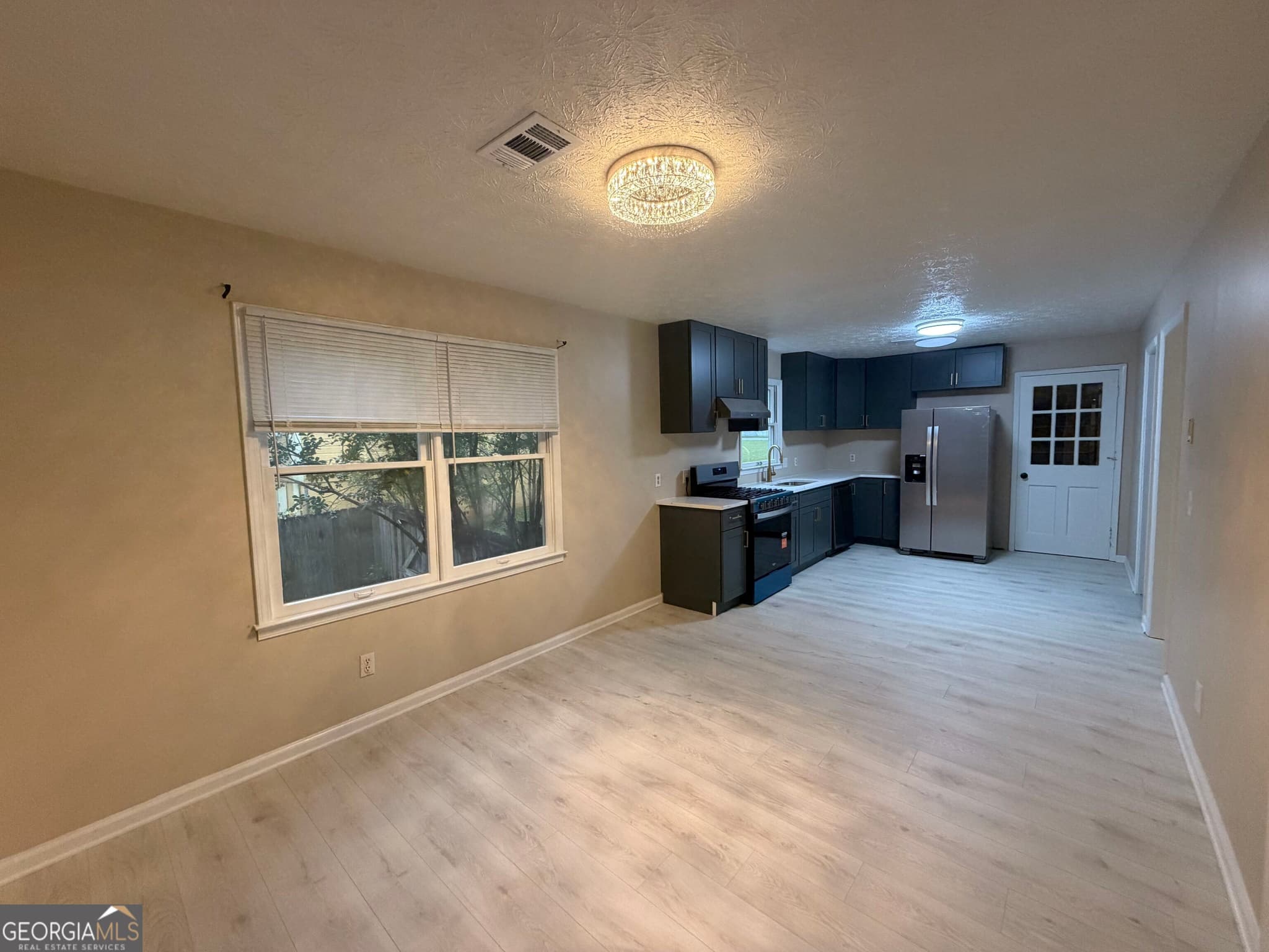 3 bedroom, 2 bathroom, 1,501 sq ft single family residence for rent at 631 Almand Branch Road, Conyers, GA 30094 for $2,000 a month — photo 7