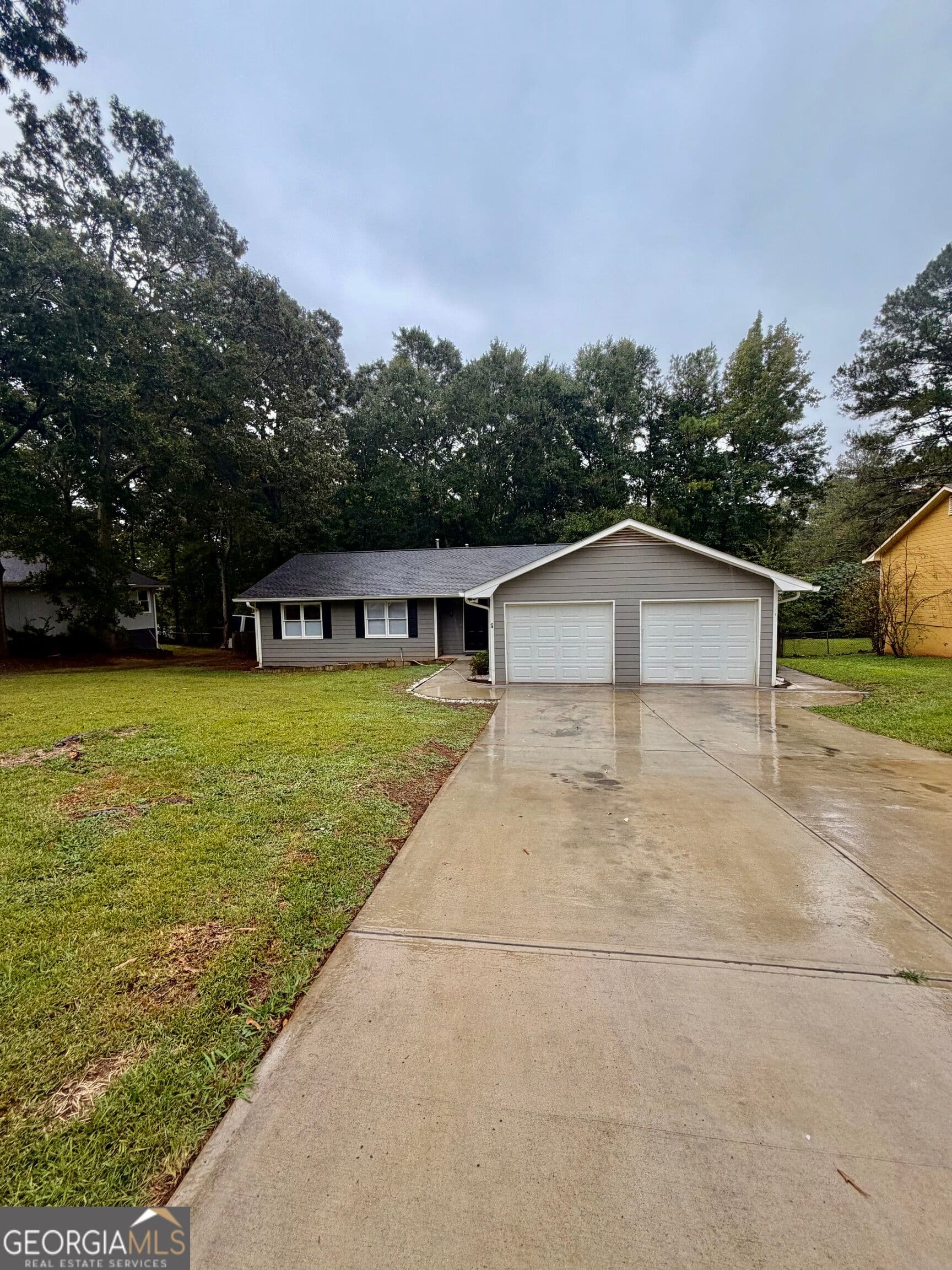 3 bedroom, 2 bathroom, 1,501 sq ft single family residence for rent at 631 Almand Branch Road, Conyers, GA 30094 for $2,000 a month — photo 3