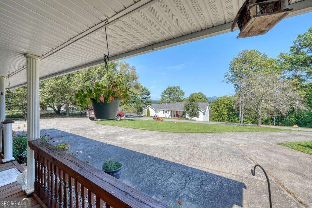 3 bedroom, 4 bathroom, 2,796 sq ft single family residence for sale at 161&177 Butterfly Lane, Blairsville, GA 30512 — photo 5