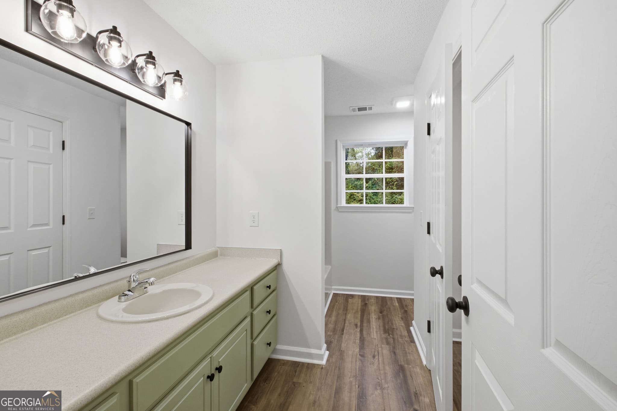 3 bedroom, 2 bathroom, 1,908 sq ft single family residence for sale at 562 Maurice Drive, Swainsboro, GA 30401 — photo 10