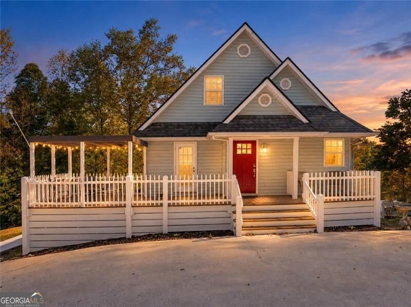 5 bedroom, 3 bathroom, 2,072 sq ft single family residence for sale at 452 River Forest Run, Cleveland, GA 30528 — photo 1 of 30