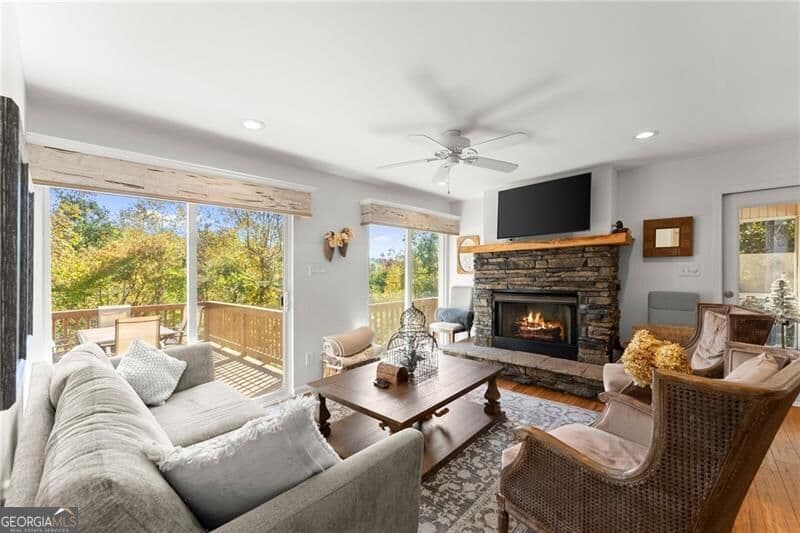 5 bedroom, 3 bathroom, 2,072 sq ft single family residence for sale at 452 River Forest Run, Cleveland, GA 30528 — photo 8