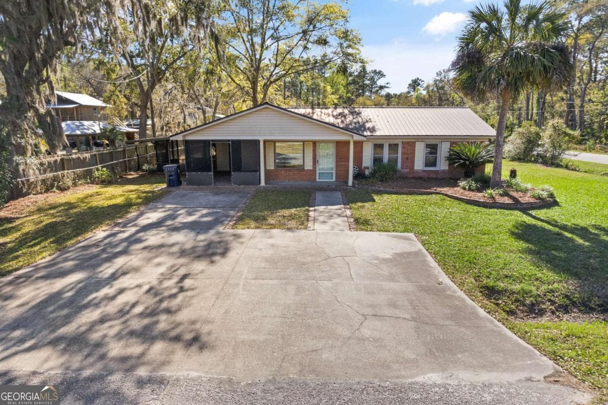 109 East Avenue, Waverly, GA 31565 — most recent listing photo