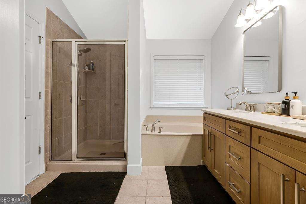 4 bedroom, 3.5 bathroom, 2,406 sq ft townhouse for sale at 3745 INGLEWOOD Way, Brookhaven, GA 30319 — photo 6