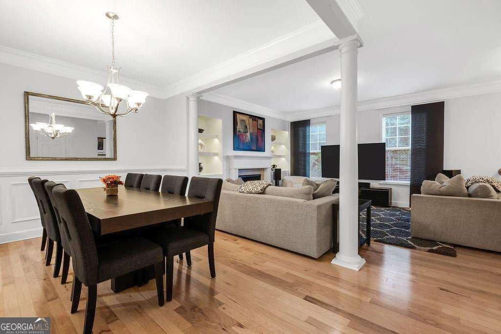 4 bedroom, 3.5 bathroom, 2,406 sq ft townhouse for sale at 3745 INGLEWOOD Way, Brookhaven, GA 30319 — photo 3