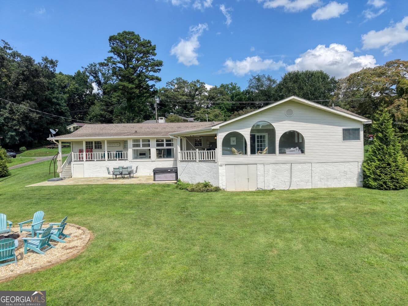 4 bedroom, 2 bathroom, 3,326 sq ft single family residence for sale at 787 Hiawassee Estates Drive, Hiawassee, GA 30546 — photo 7
