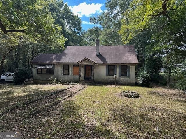 3 bedroom, 2 bathroom, 1,220 sq ft single family residence for sale at 402 Atlanta Street, Barnesville, GA 30204 — photo 3