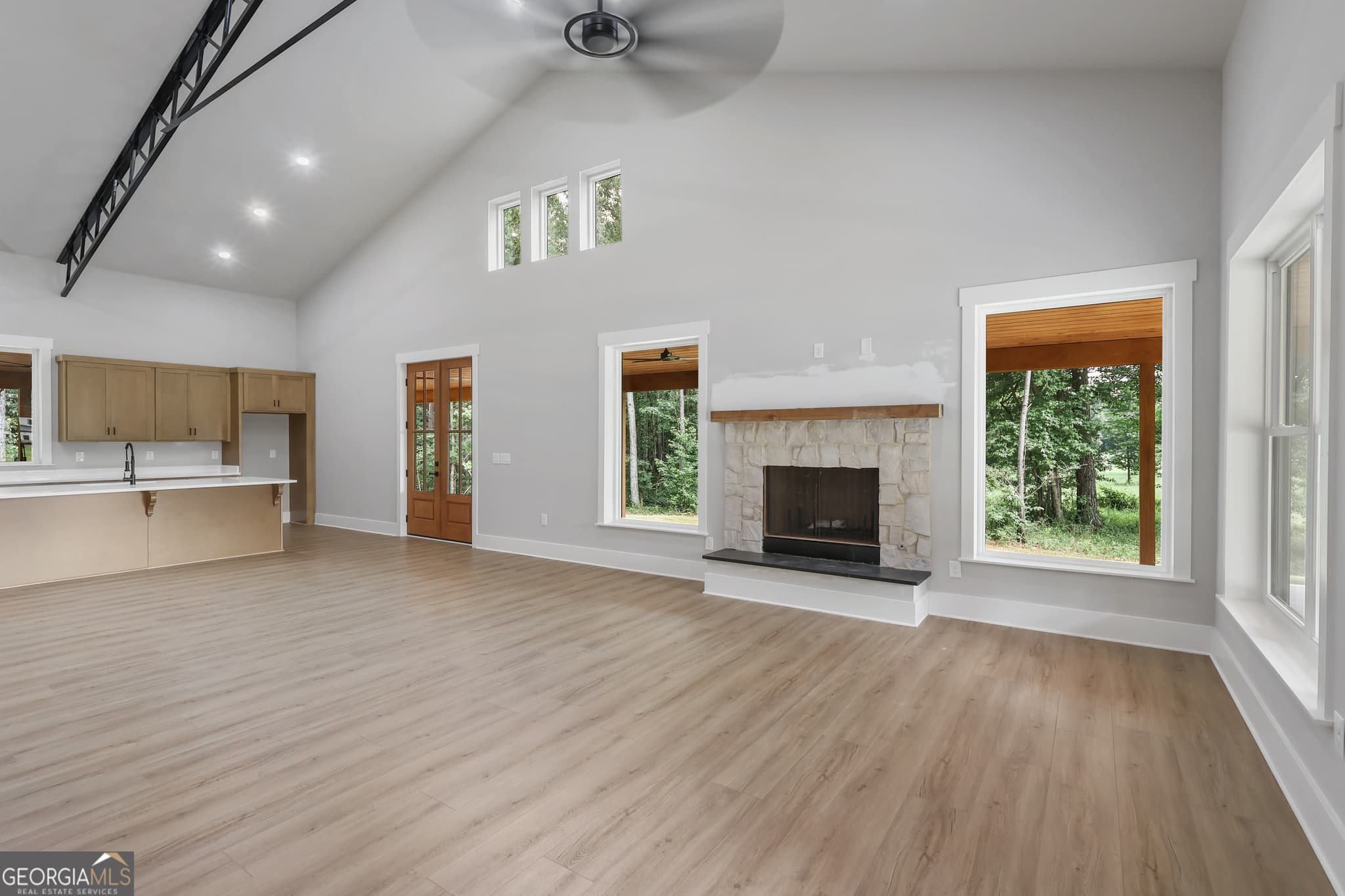 4 bedroom, 3 bathroom, 2,500 sq ft single family residence for sale at 109 Dub Walker Road, Jackson, GA 30233 — photo 4