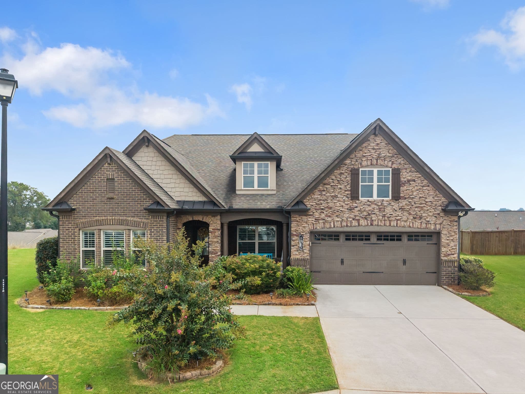 4 bedroom, 3.5 bathroom, 2,575 sq ft single family residence for sale at 4310 Granison Chse, Gainesville, GA 30504 — photo 1 of 67