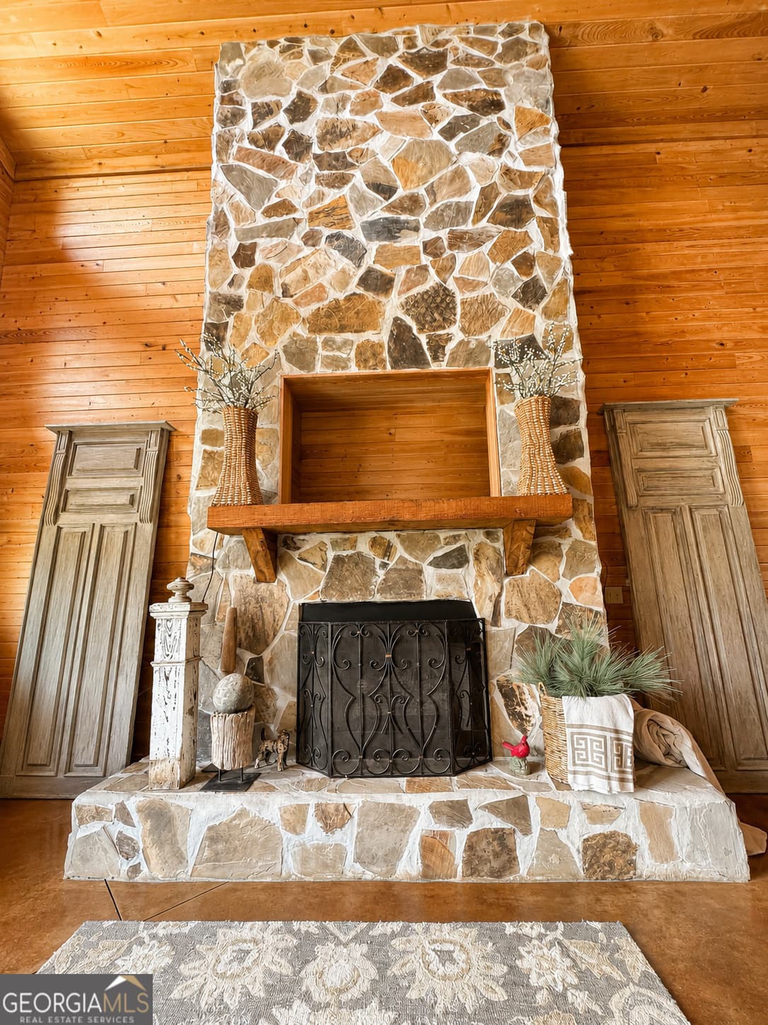 3 bedroom, 2 bathroom, 2,822 sq ft cabin,single family residence for sale at 1895 Tv Tower Road, Parrott, GA 39877 — photo 6