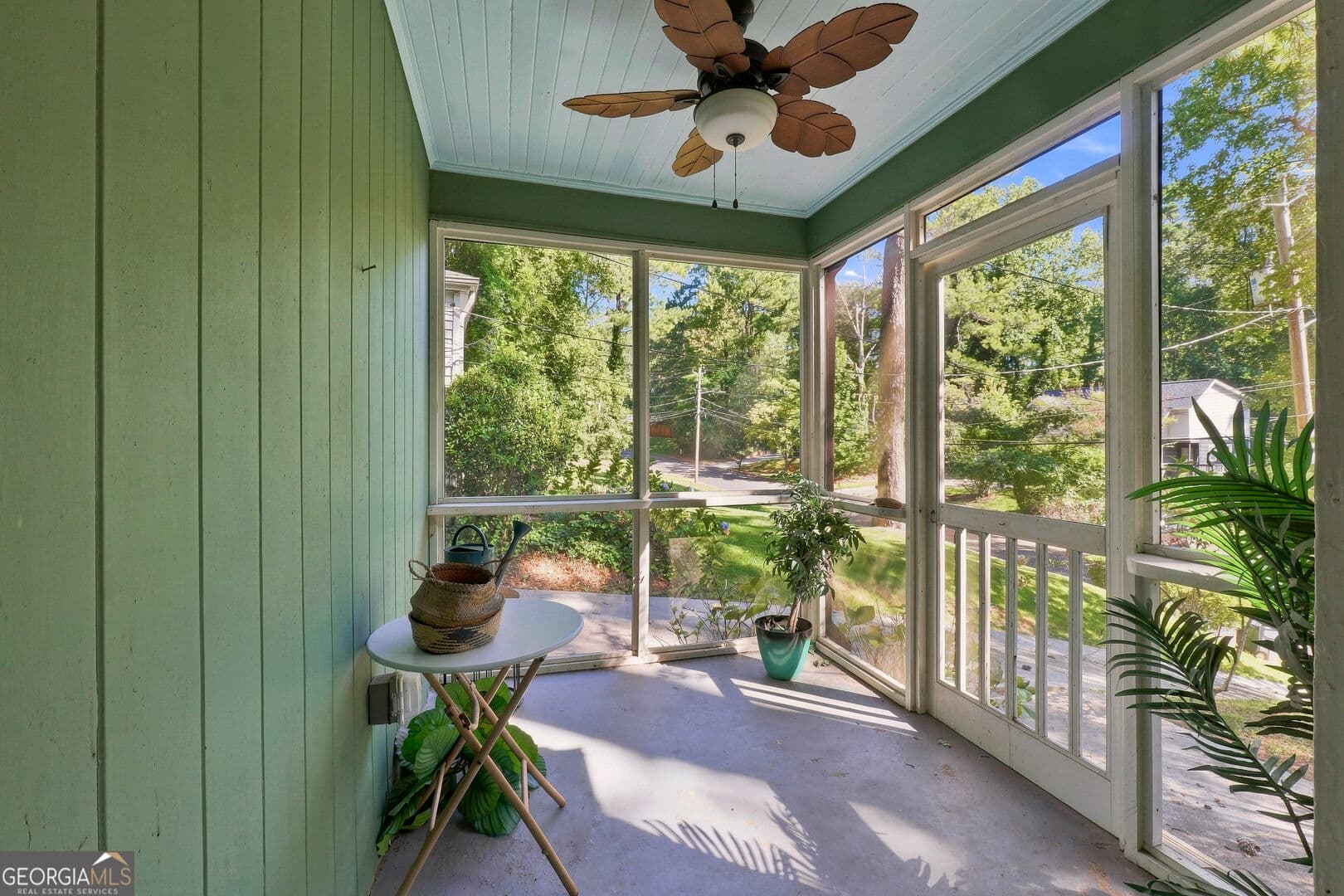 3 bedroom, 1 bathroom, 1,212 sq ft single family residence for sale at 2248 Rugby Terrace, College Park, GA 30337 — photo 3