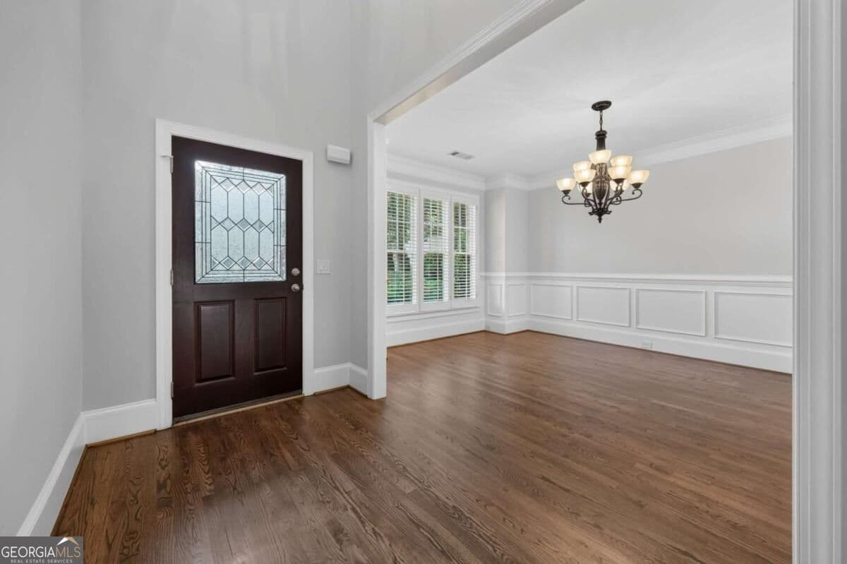 4 bedroom, 3.5 bathroom single family residence for sale at 4787 Lakeway Place, Alpharetta, GA 30005 — photo 7