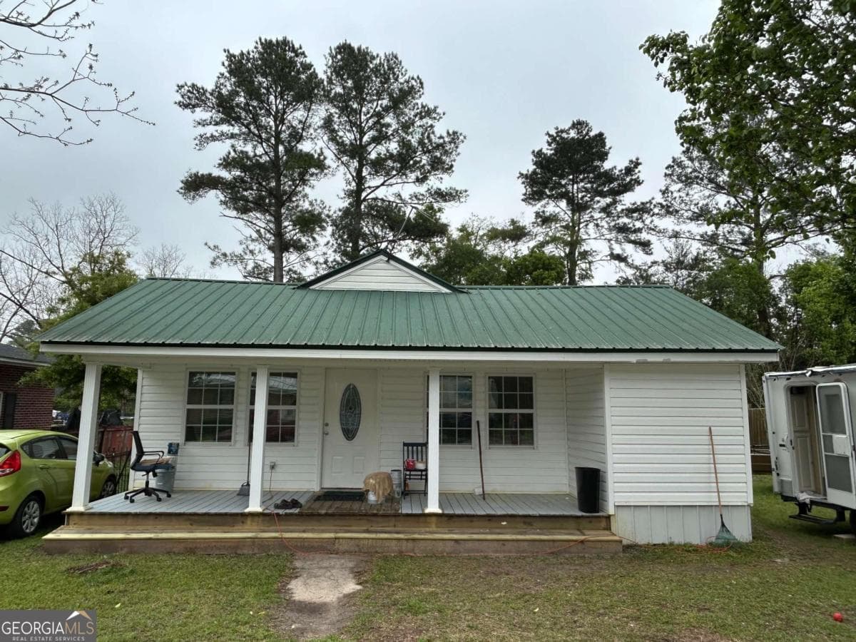 205 N Rushing Street, Glennville, GA 30427 — most recent listing photo